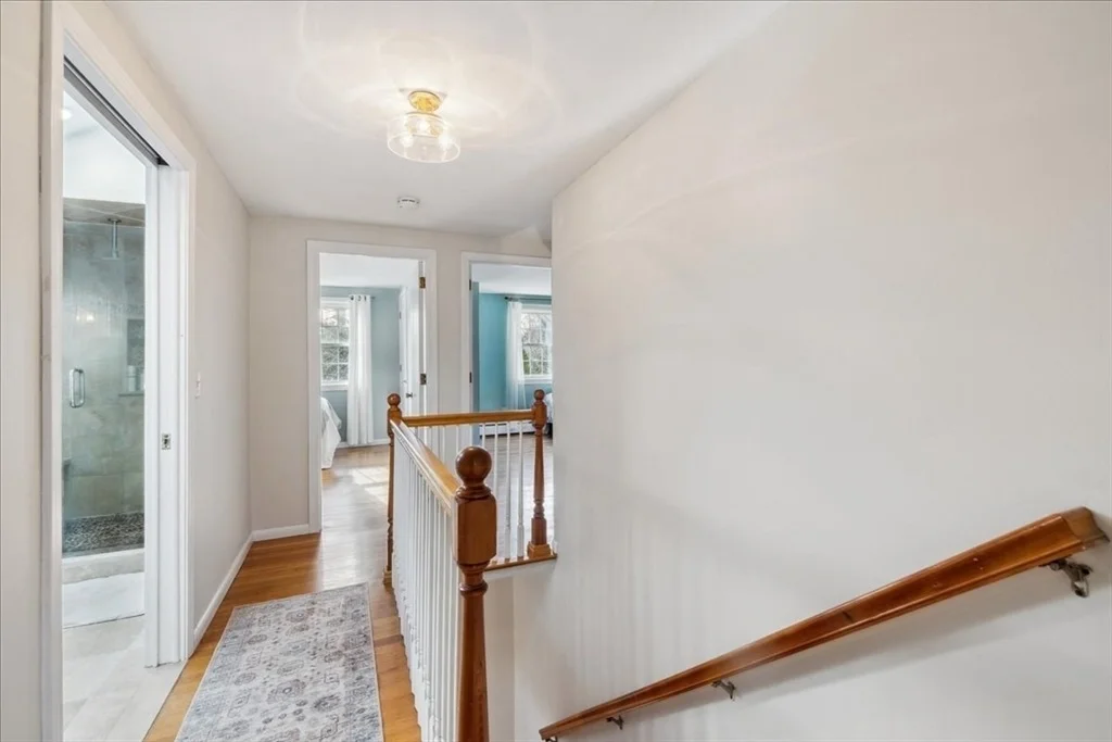 Photo of 12 Longmeadow Rd