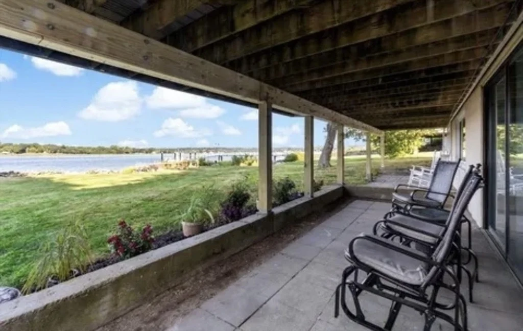 Photo of 22 Riverside Drive