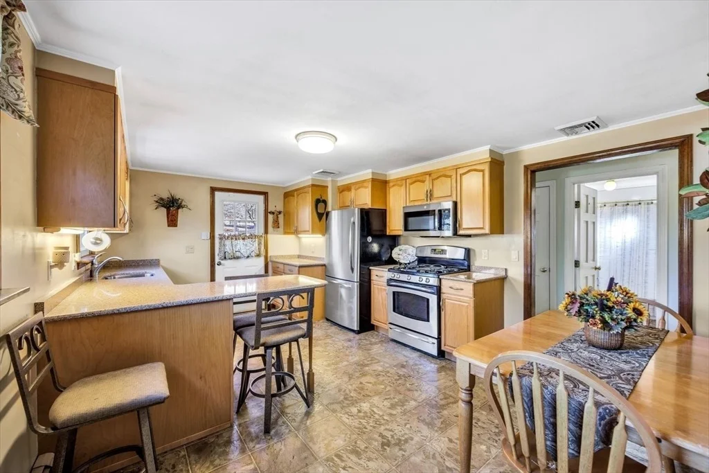Photo of 48 Maple St
