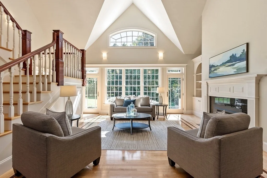 Photo of 19 Whippoorwill Lane