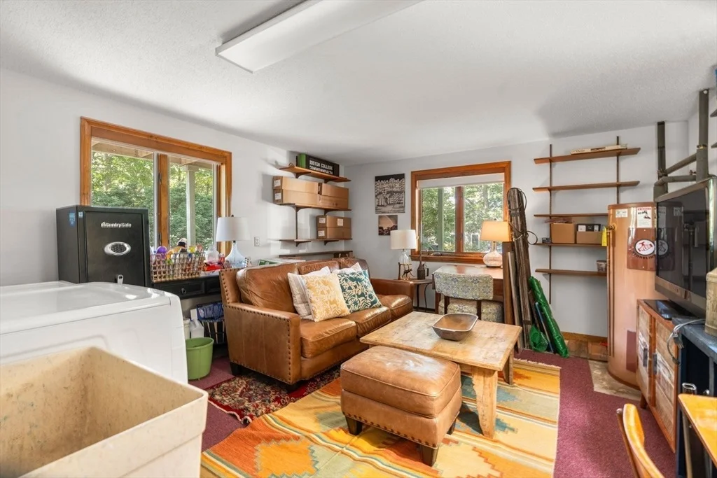 Photo of 679 Poponessett Road