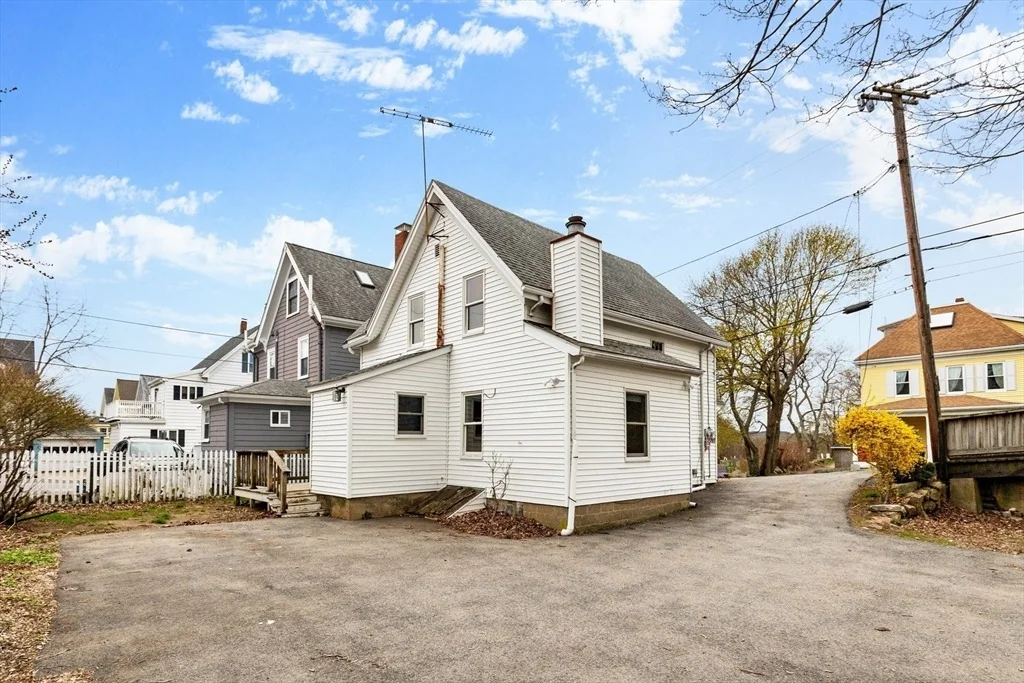 Photo of 105 Centennial Ave
