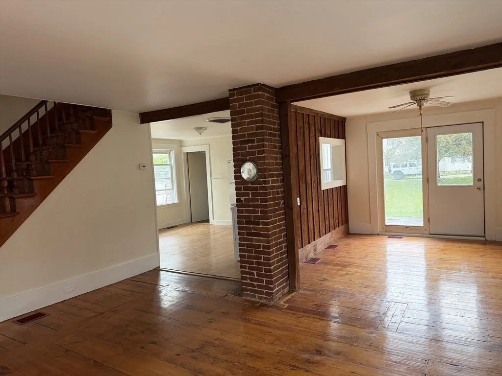 Photo of 160 Mill Street