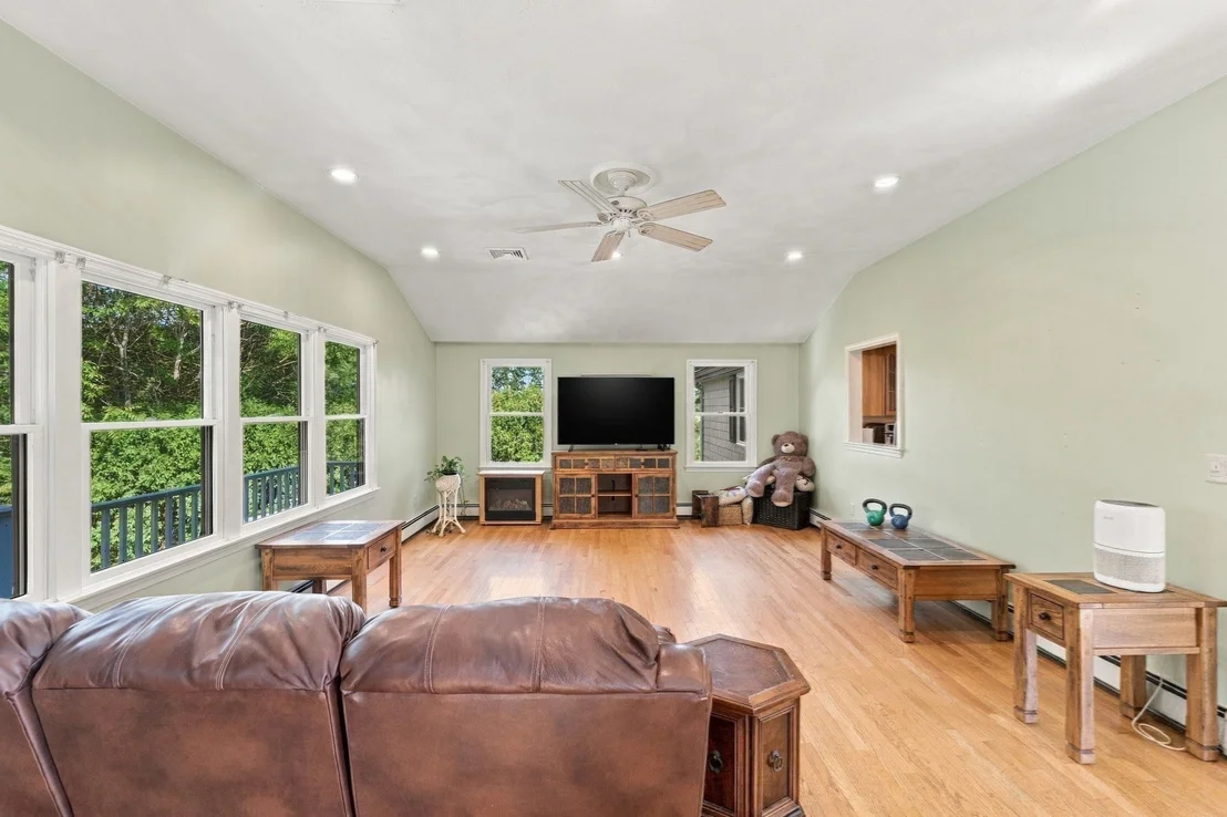 Photo of 1 Lisa Drive