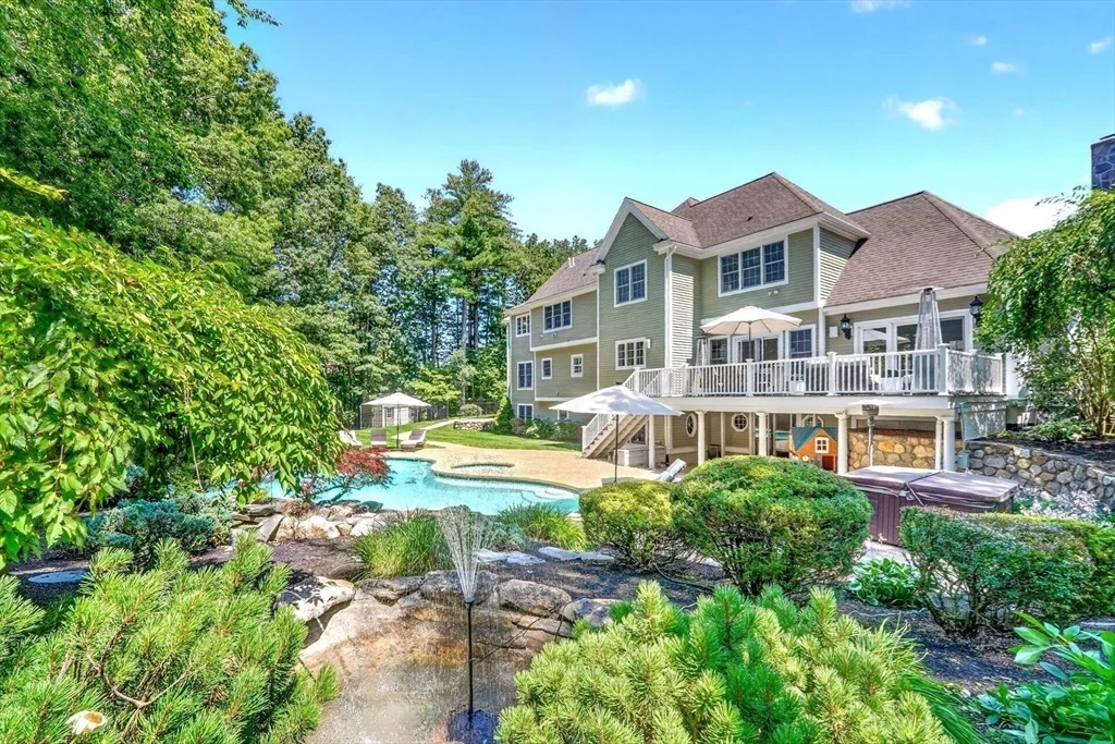 Photo of 2 Goldman Cir