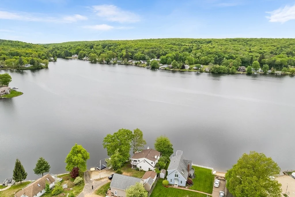 Photo of 11 Bayside Dr