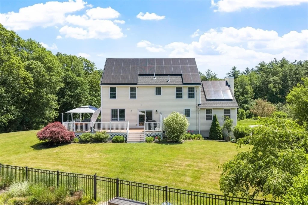 Photo of 98 N End Rd