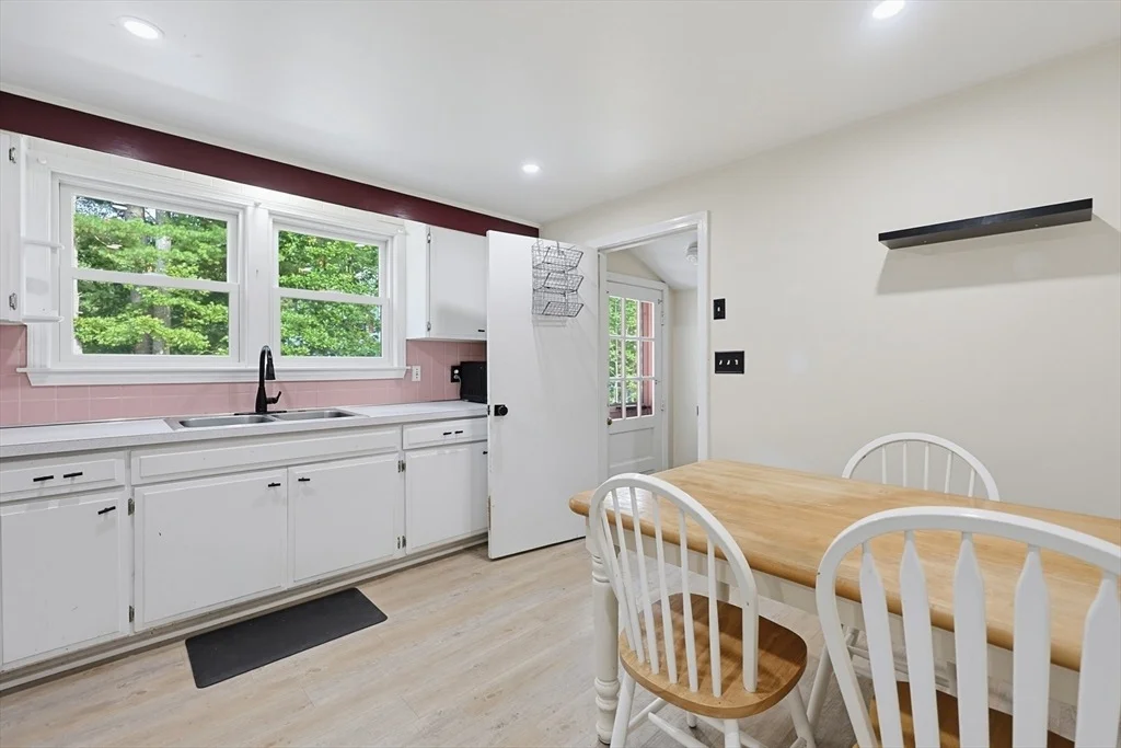 Photo of 304 Primrose Hill Rd
