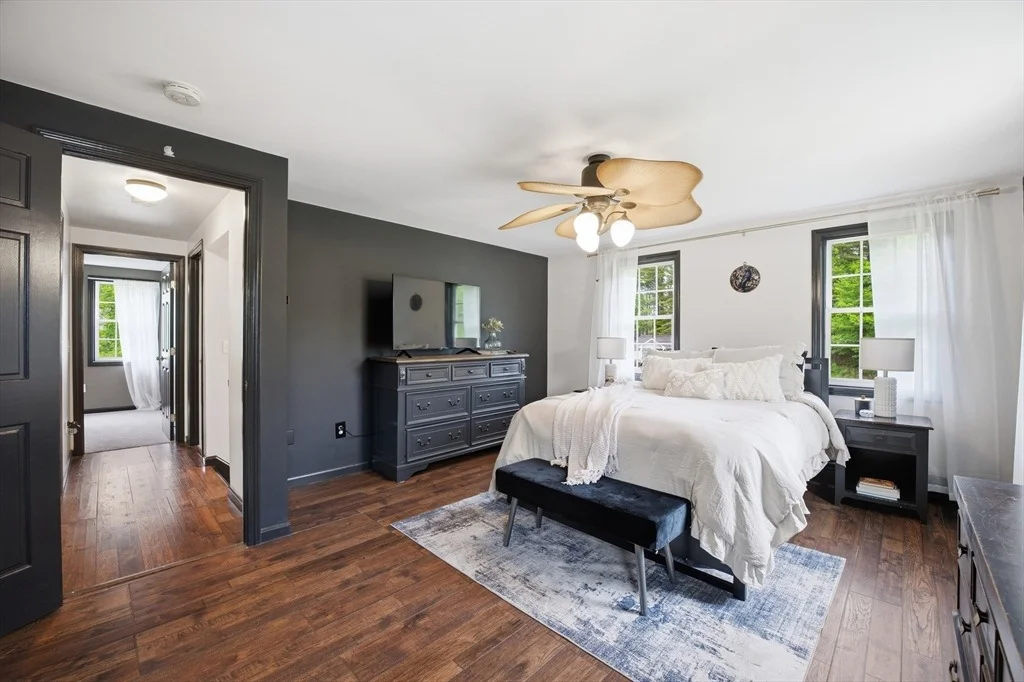 Photo of 308 Brimfield Rd