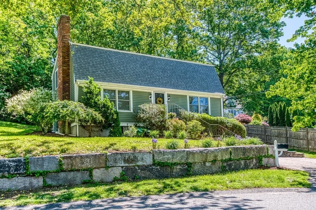 Photo of 33 Overlook Ave