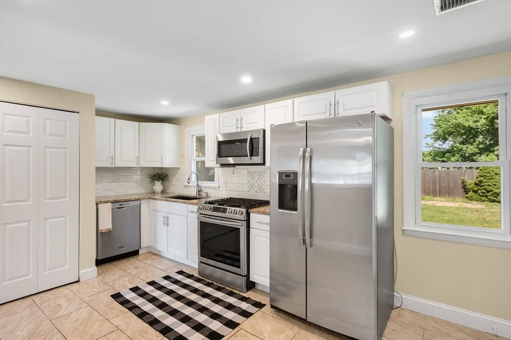 Photo of 20 Terry Ln E