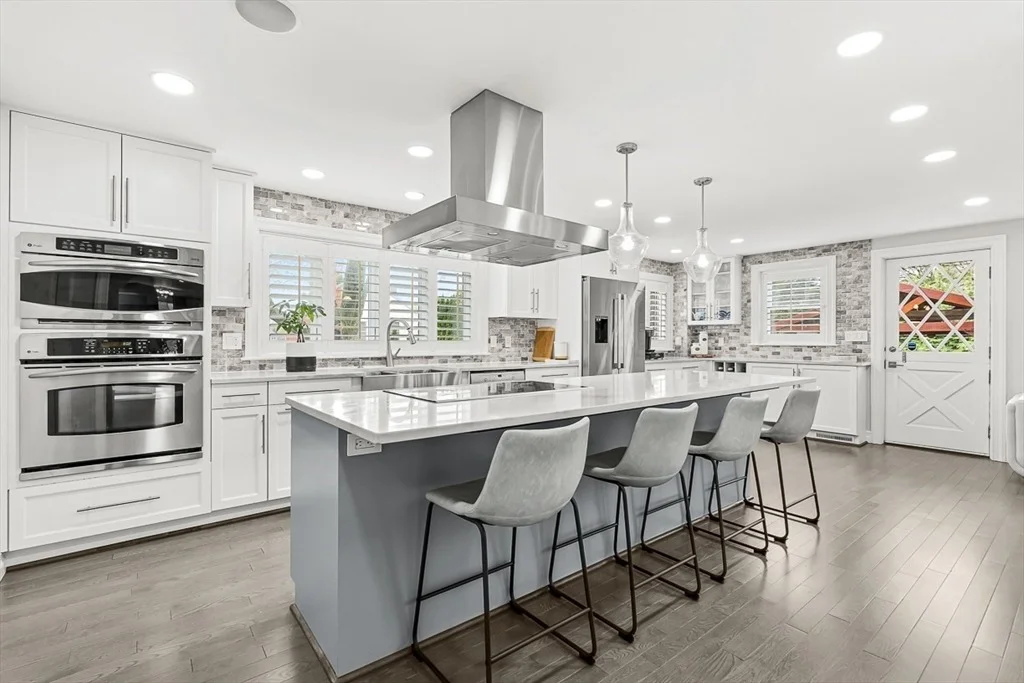 Photo of 18 Webster Rd