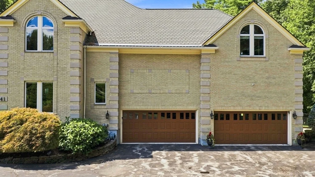 Photo of 41 Spruce Rd.