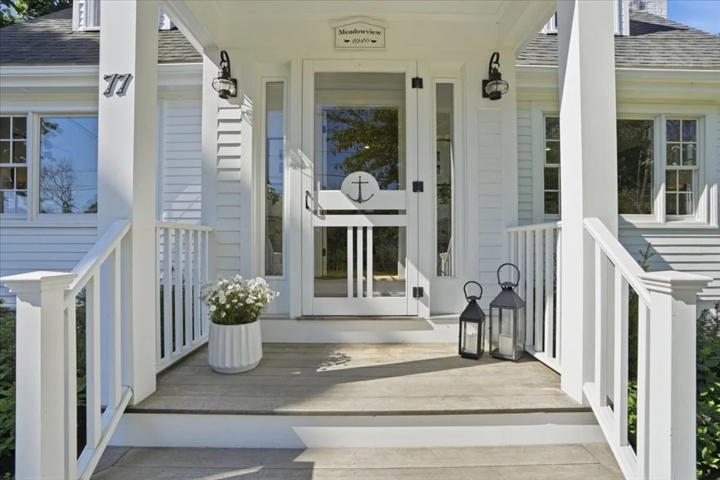 Photo of 77 Cushing Road