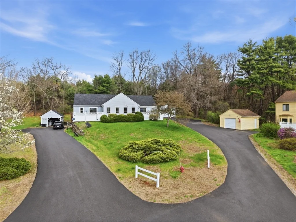 Photo of Unit B2 at 111 Brickyard Road