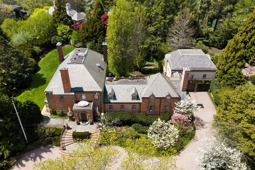 Photo of 40 Singletree Rd
