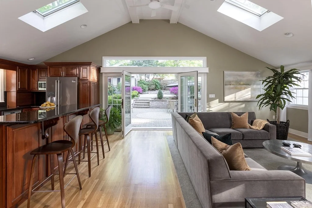 Photo of 27 Roundwood Rd