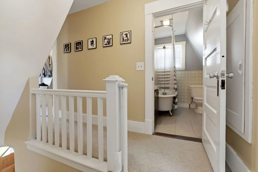 Photo of 47 Whitehall Rd