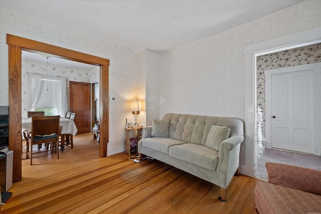 Photo of 9 Hamlet St