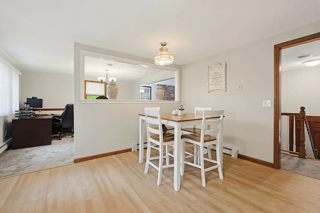 Photo of 37 Roberta Avenue