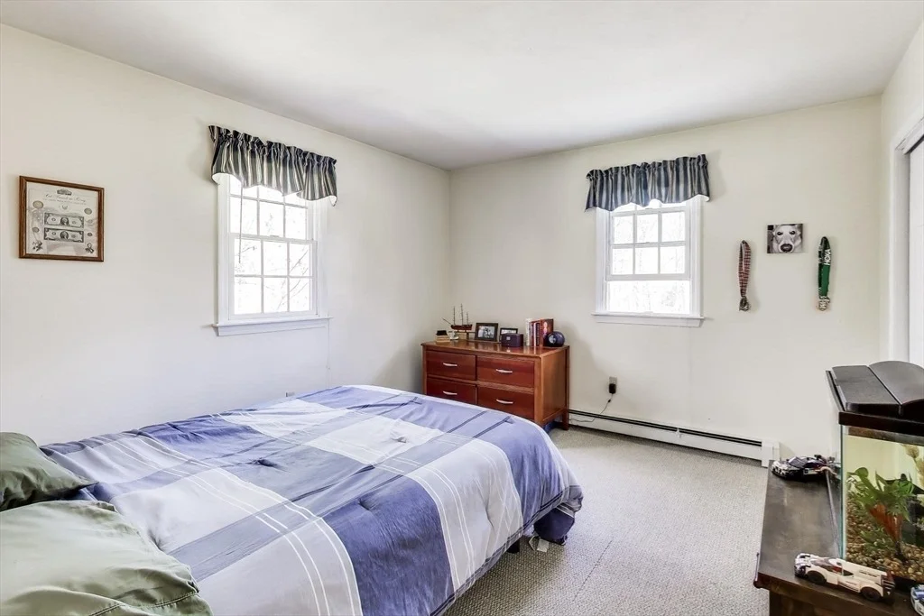 Photo of 101 River Rd