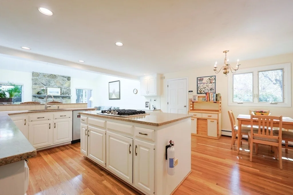 Photo of 8 Fieldstone Lane