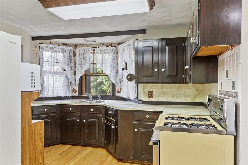 Photo of 5 Hoover Ave