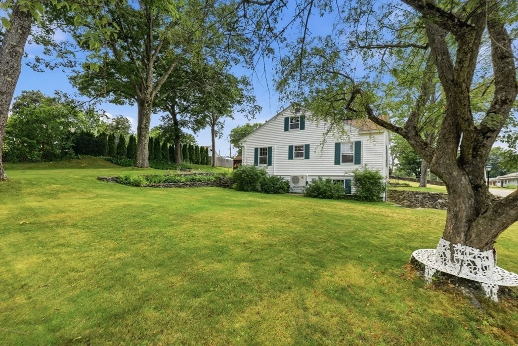 Photo of 375 Fredette Street