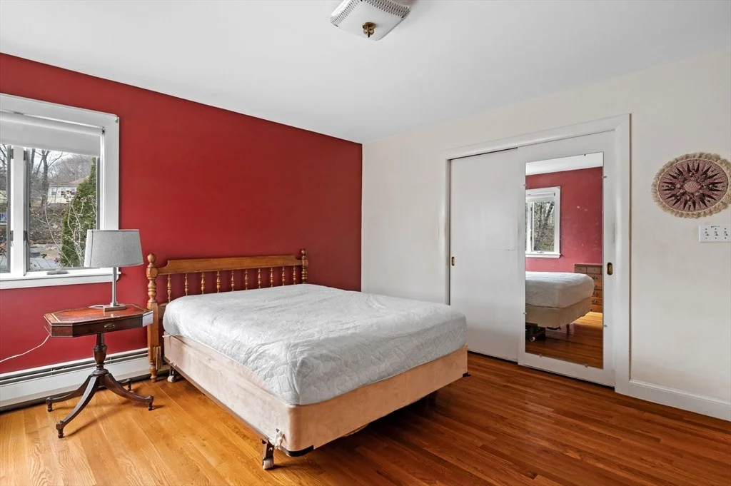 Photo of 504 Loring Ave