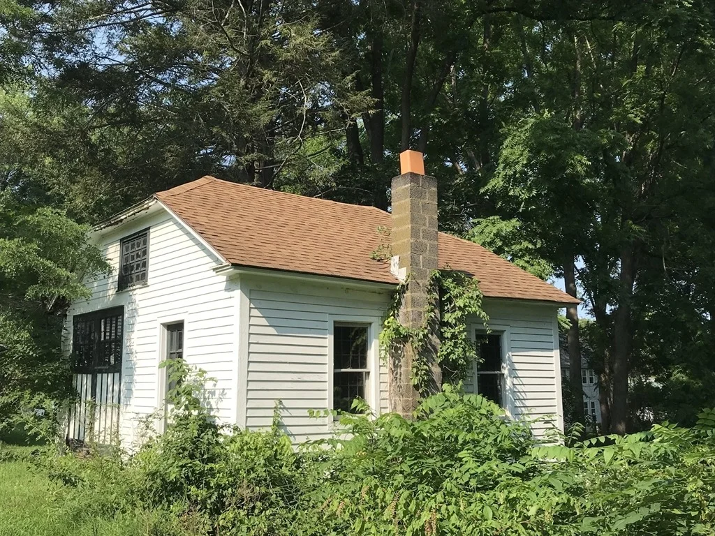 Photo of 48 Railroad St