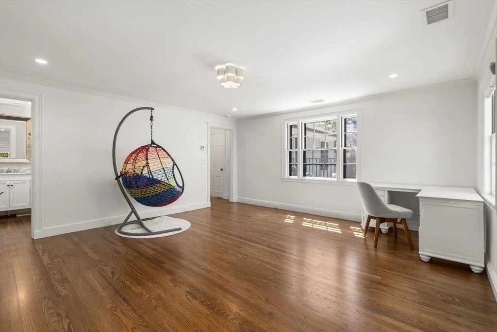 Photo of 21 Sargent Crossway