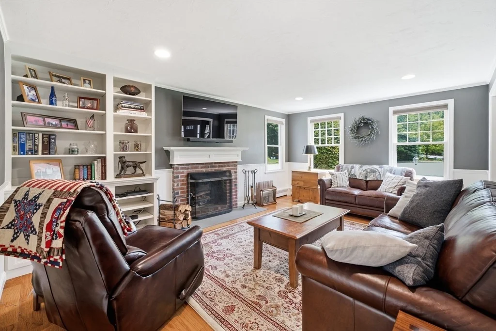Photo of 25 Charles Samuel Way