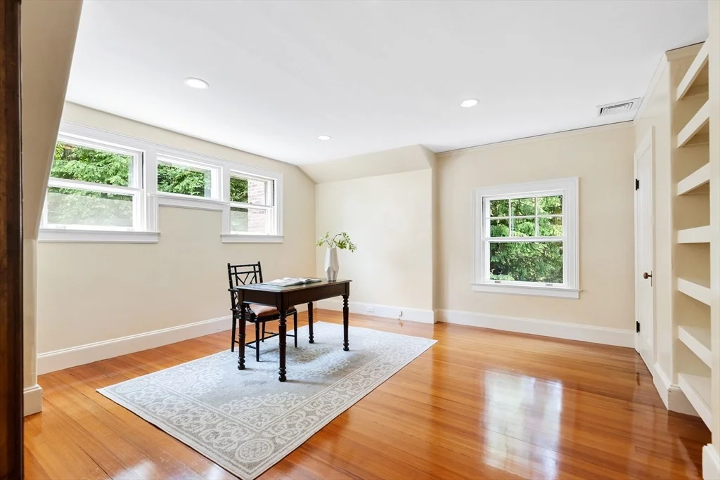 Photo of 10 Eliot Road