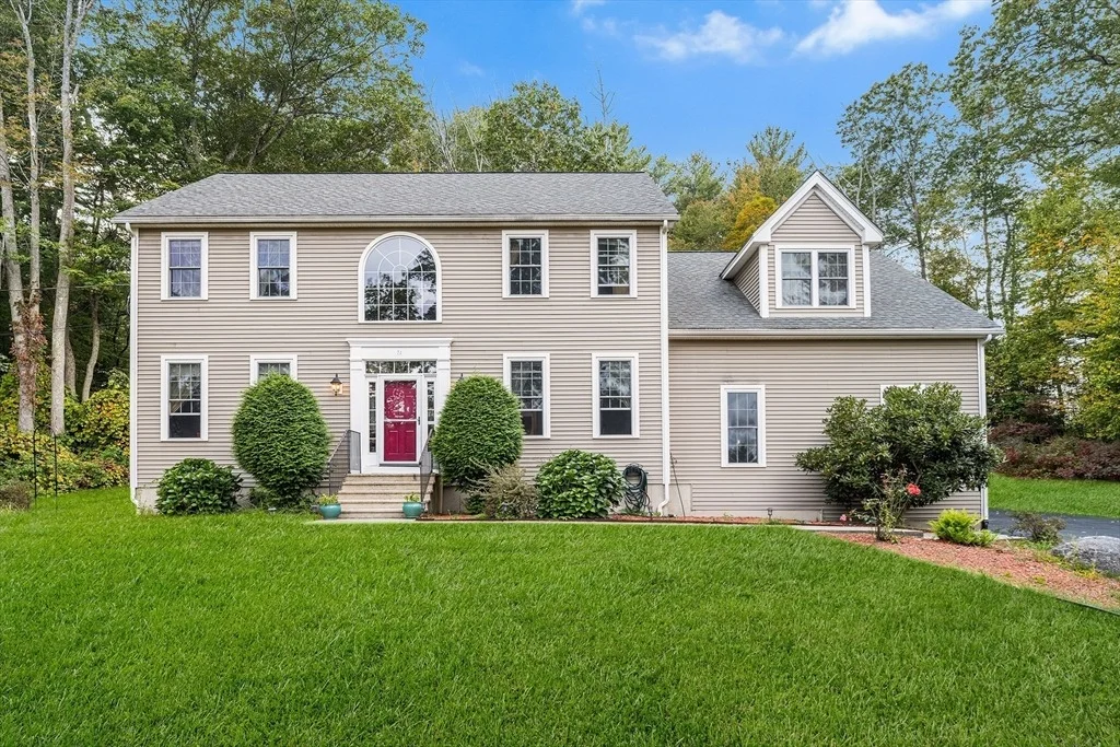 Photo of 71 Bay Path Rd