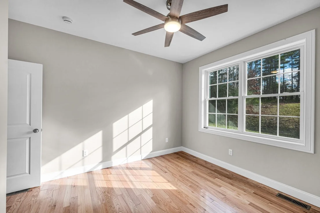 Photo of 15 High Bluff