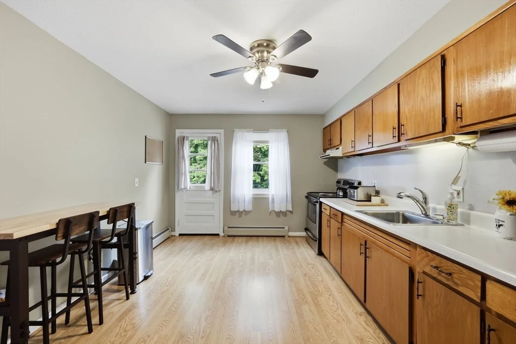 Photo of Unit A at 119 Colonial Cir