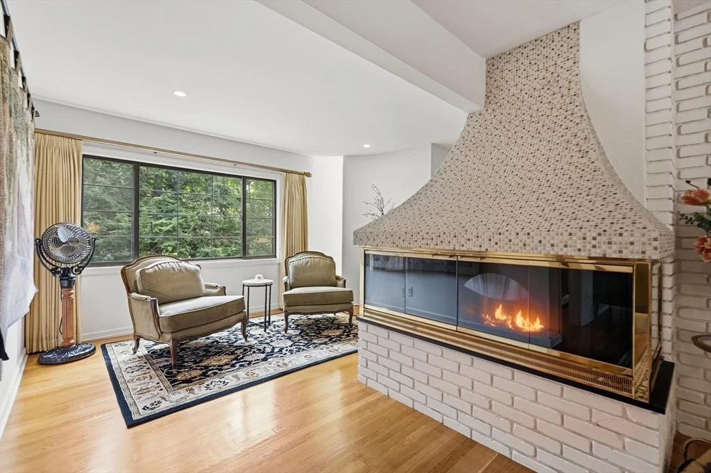 Photo of 5 Rollingwood Dr