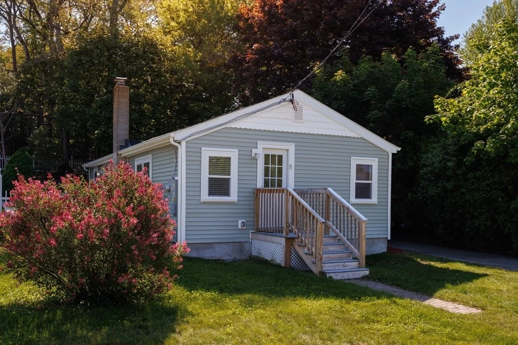 Photo of 8 Freeman Ave