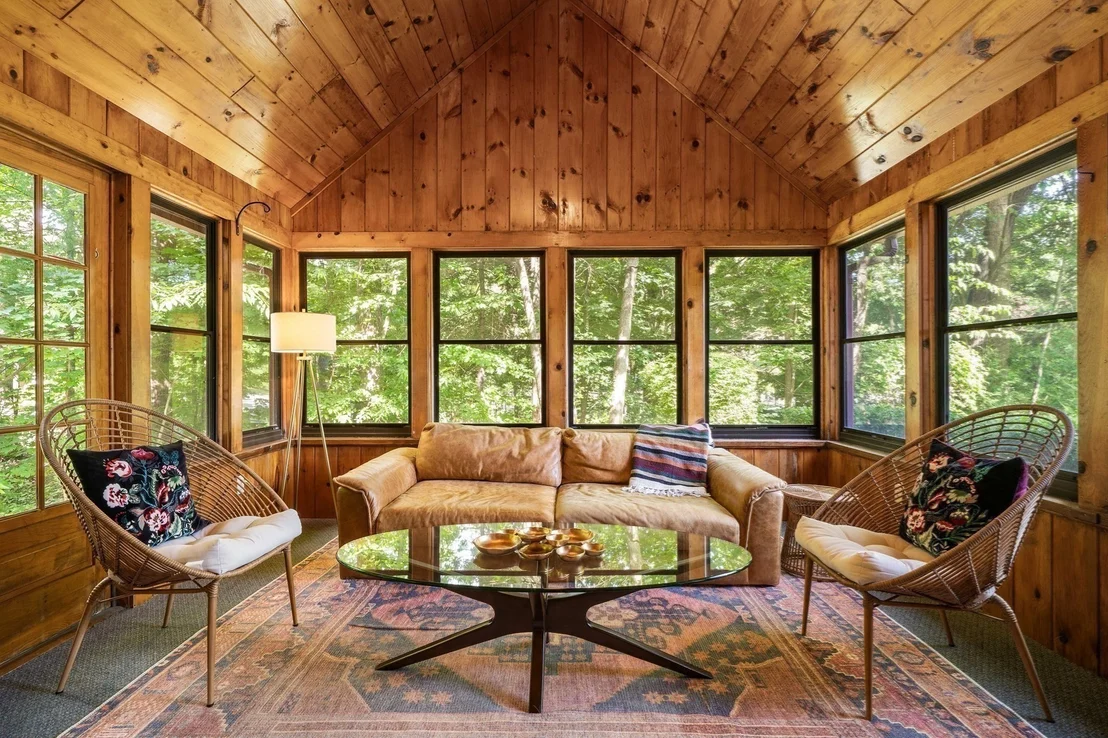 Photo of 6 Lexington Cir
