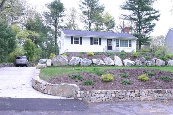 Photo of 10 Foxhill Rd