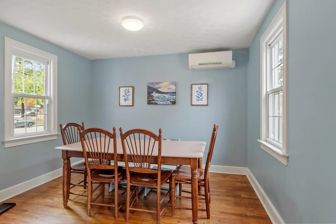 Photo of 35 Jefferson Road