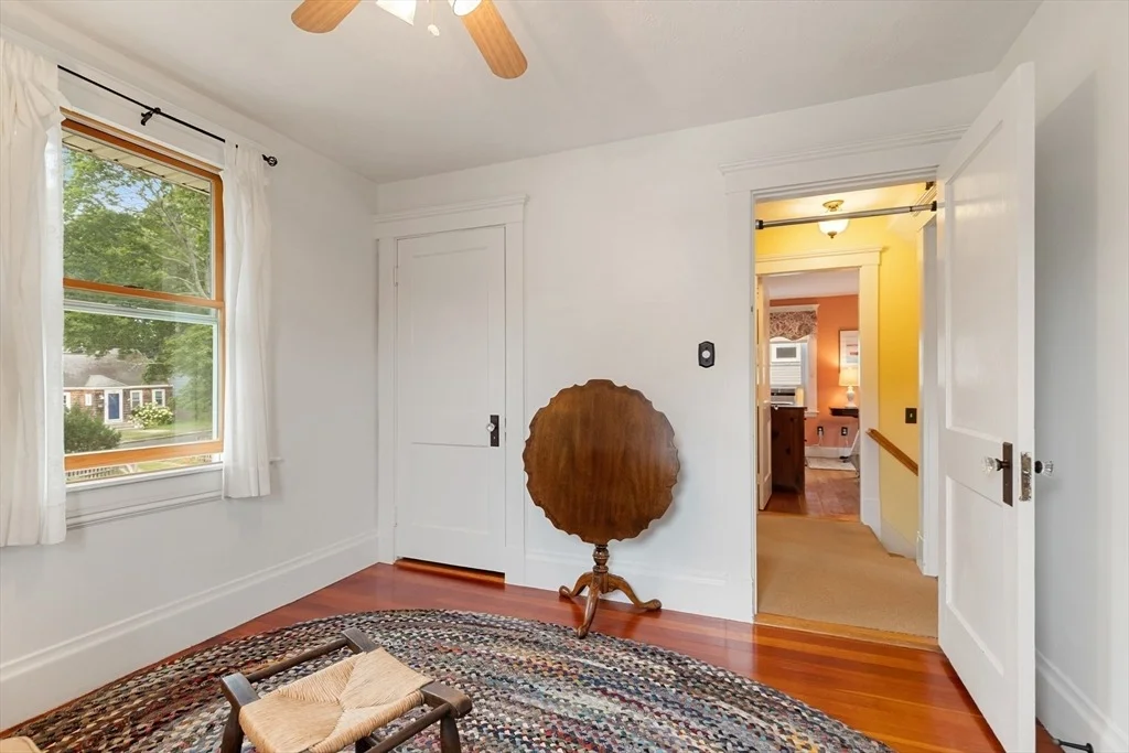 Photo of 115 Aspen Rd