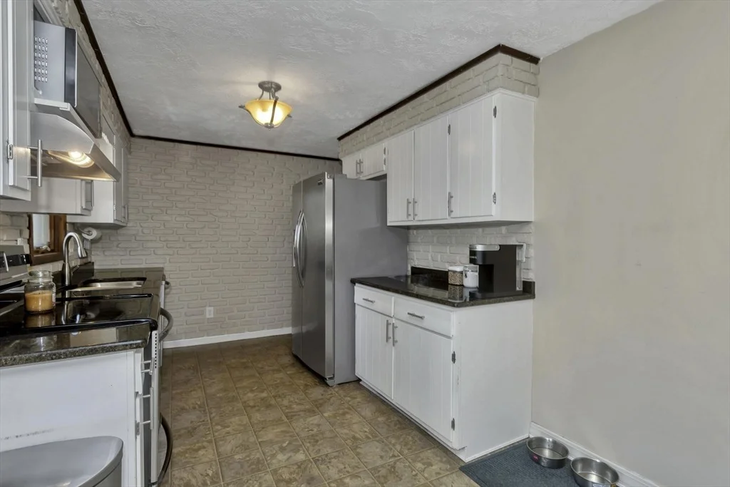 Photo of 23 Beyer Dr