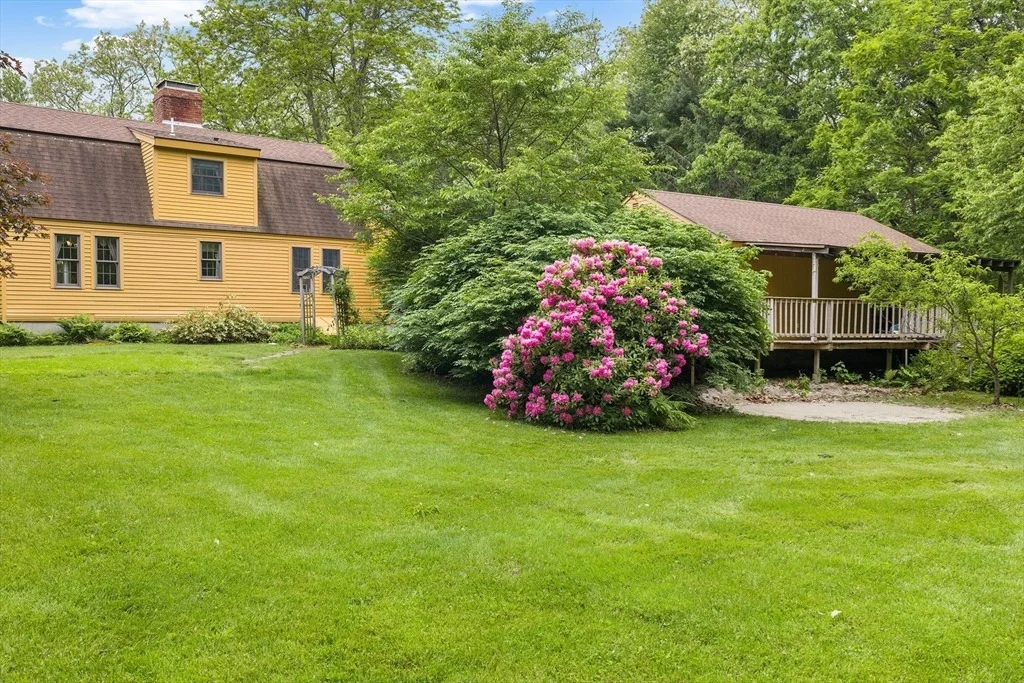 Photo of 309 Mendon Rd
