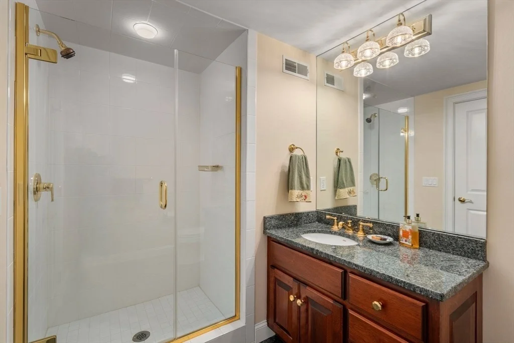 Photo of 20 Cobblestone Place