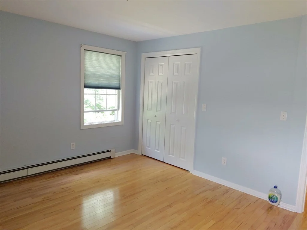 Photo of 4 Deerfield Cir