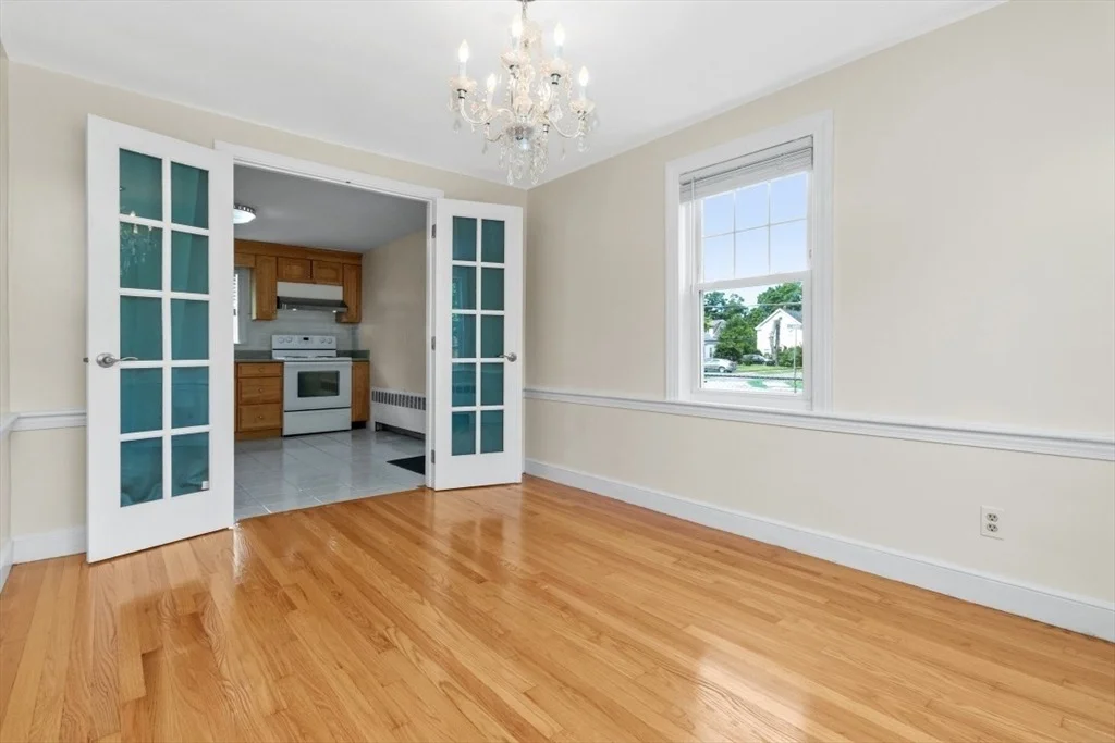 Photo of 37 Kenmore Rd