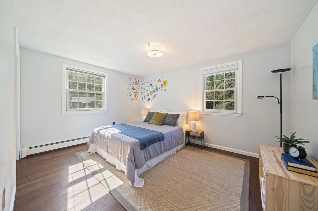 Photo of 5 Cowdrey Ln