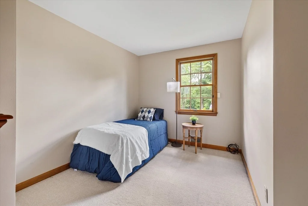 Photo of 6 Hillside Dr