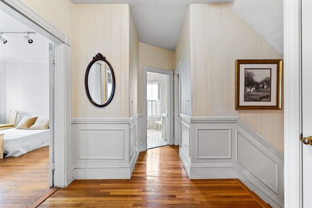 Photo of 16 Central St